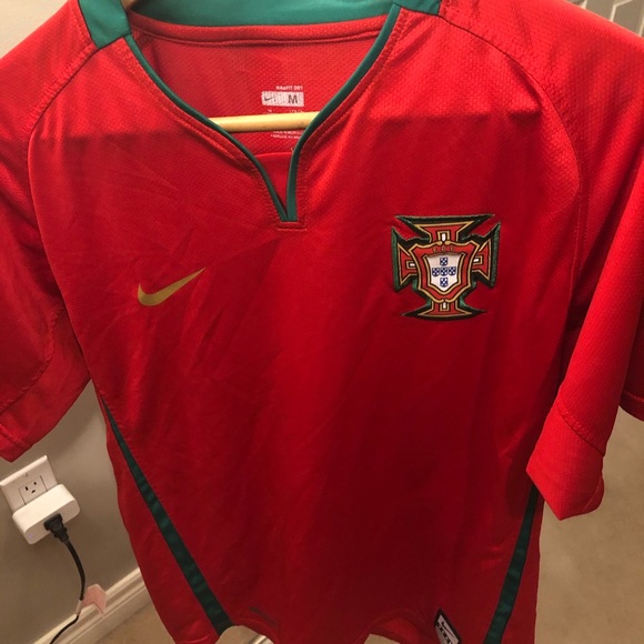 Nike Other - EUC Nike captivating red Portugal soccer jersey M!